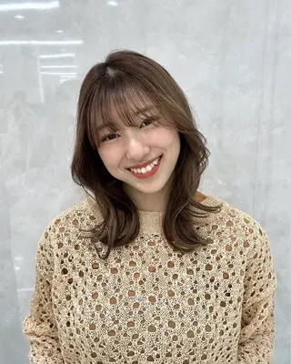 ミディアム 森田 真由香のヘアスタイル