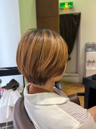 ショート 溝口 槙里也のヘアスタイル