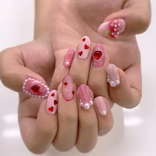 ネイル 五十嵐 美智のネイルデザイン