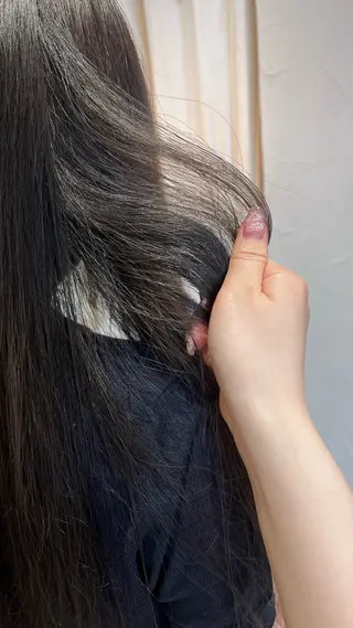 ロング カラー Lapis上地所属・ふじわらはゆ/髪質改 善/透明感カラーのヘアスタイル