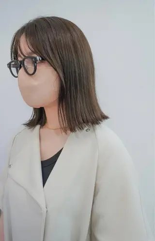 ミディアム カラー THE DAY所属・AKI HASHIMOTOのヘアスタイル