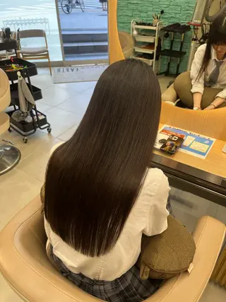 ロング 岡田 聖也のヘアスタイル