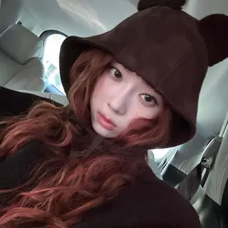 ロング カラー nonoka オリーブ/レイヤーのヘアスタイル