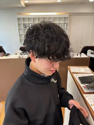 ショート パーマ メンズ Hair Musee柱店所属・靏 美咲のヘアスタイル