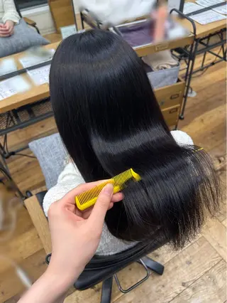 カラー 曽我 心花のヘアスタイル