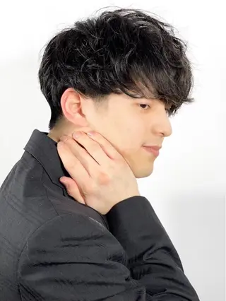 ミディアム カラー ヘアアレンジ メンズ プレミアムバーバー新宿店所属・⚡️メンズ特化⚡️ 倉林 隼大のヘアスタイル