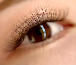 マツエク・マツパ remercier【ルメルシェ】所属・Yamada Natsumiのマツエク・マツパデザイン