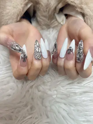 ネイル &ME シシのネイルデザイン