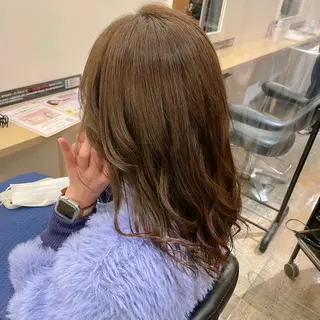 ミディアム カラー 落合 美穂のヘアスタイル