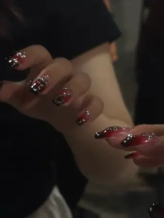 ネイル AMRITA omotesando所属・艶ｶﾗｰ･:*個性派 ﾈｲﾙ🦋mire-のネイルデザイン