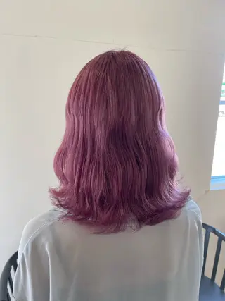 ミディアム HUE所属・西能 心音のヘアスタイル