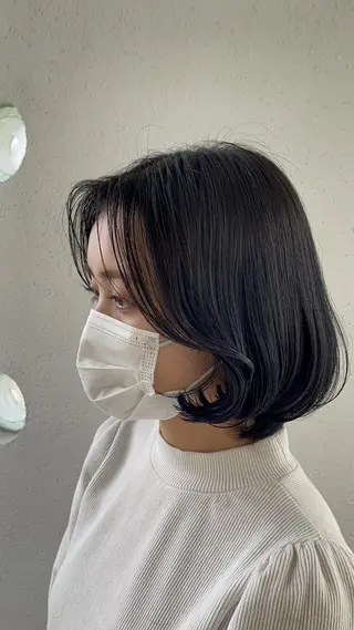 ショート カラー hyphen《ハイフン》所属・市村 香多のヘアスタイル