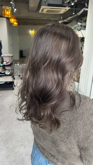 ロング TOIRO所属・TOIRO ARISAのヘアスタイル
