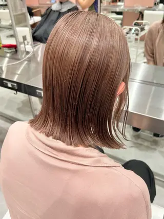 ミディアム カラー ハイトーン/ブリーチ 似合せカット/パーマのヘアスタイル