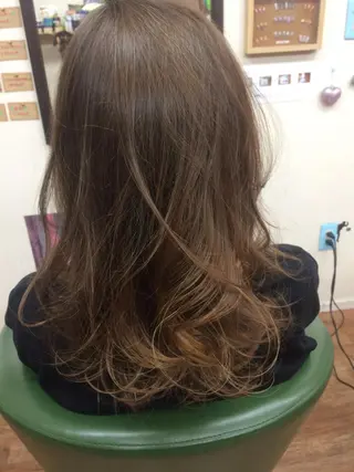 ミディアム セミロング カラー ヘアアレンジ kou艶髪師色髪師 こう 艶髪師色髪師のヘアスタイル