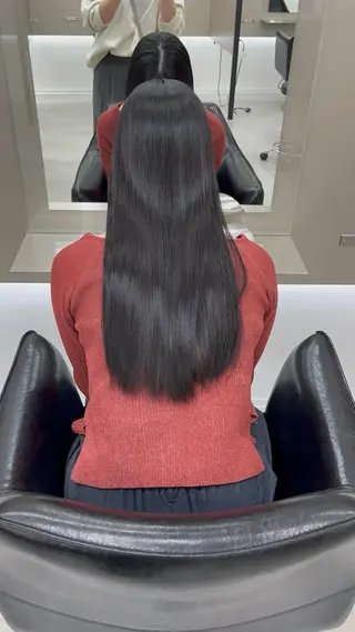 ロング 志垣 真衣のヘアスタイル