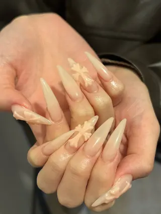 ネイル Luna Glade Nail Salon所属・Luna Gladeのネイルデザイン