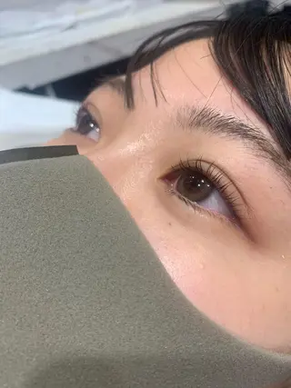 マツエク・マツパ なぽ ❤︎ y2k/韓国nailのネイルデザイン