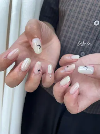 ネイル revia所属・ERI Nailistのネイルデザイン