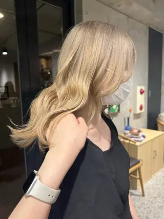 ミディアム ︎🤎W color MIYU‎🤎のヘアスタイル