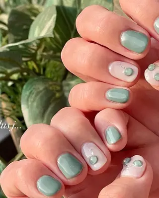 セミロング 加藤 実穂のヘアスタイル