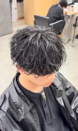 パーマ メンズ AITOKYO men 渋谷店所属・佐藤 正輝のヘアスタイル
