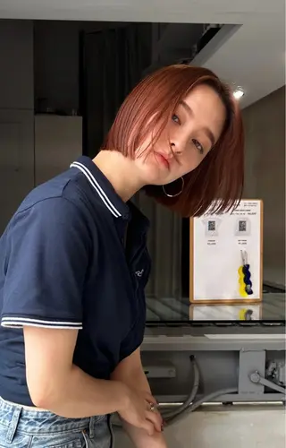 カラー 中山 天地のヘアスタイル