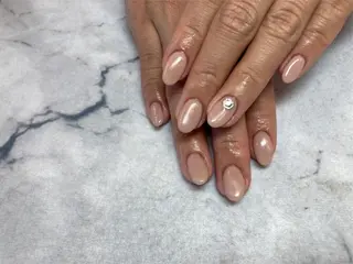 ネイル ネイルリボン 受付スタッフのネイルデザイン