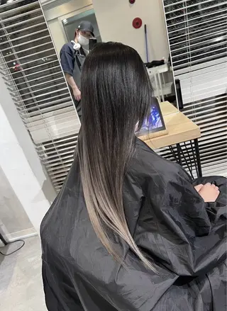 ロング カラー ROBIN所属・指名数No.1 /NAOYAのヘアスタイル