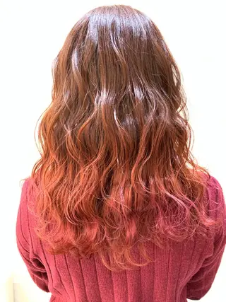 ロング カラー 店長ハイトーンカラー 柞山史奈のヘアスタイル