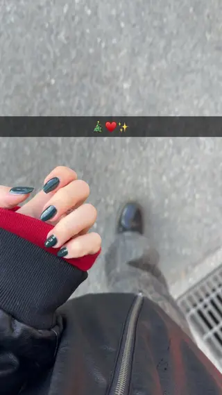 ネイル ネイルサロンshiki所属・Yamazaki Mokaのネイルデザイン