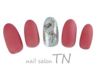 ネイル 寺嶋 ひなのネイルデザイン