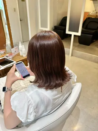 ミディアム カラー 山﨑 まなかのヘアスタイル
