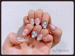 ネイル THECOLORS所属・近貞 莉奈のネイルデザイン