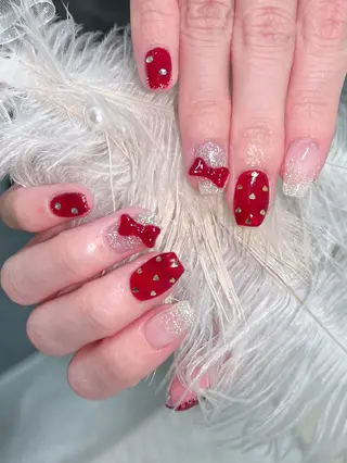 ネイル グロー ネイルのネイルデザイン