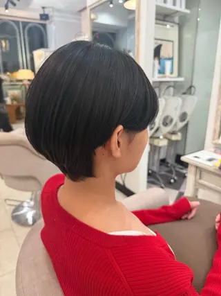 ショート Eclat【エクラ】所属・三上 莉里のヘアスタイル