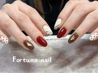 ネイル Nail •Head スパFortunaのネイルデザイン