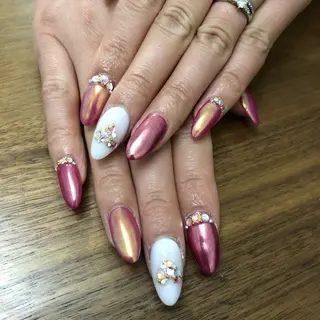 ミディアム ネイル 《LB》ラブリエ Nail&eyeのマツエク・マツパデザイン