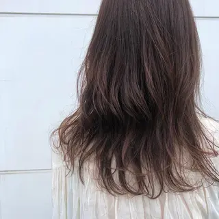 ロング カラー カトウ ユウカのヘアスタイル