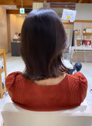 ミディアム 持田 唯のヘアスタイル