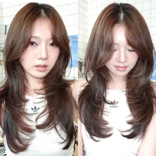 ミディアム カラー レイヤーカット ハッシュカットのヘアスタイル