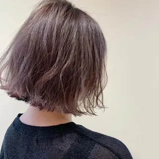 ショート 透明感カラー 金村真子のヘアスタイル