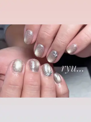 ネイル 筒井 美穂のネイルデザイン