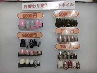 ネイル ネイルサロン Cureのネイルデザイン