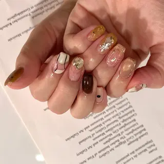 ネイル 黒葛原 めぐみのネイルデザイン