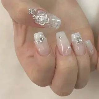 ネイル アトリエ　ミモザ所属・いまむら あかりのネイルデザイン