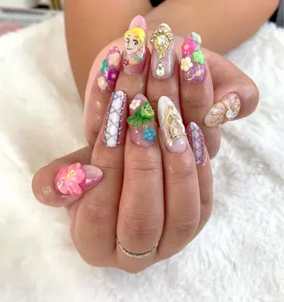ネイル nailsalon Mimilyのネイルデザイン