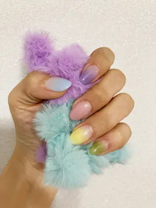 ネイル 高木 維麗絲のネイルデザイン