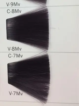 カラー 新島 美恵子のヘアスタイル