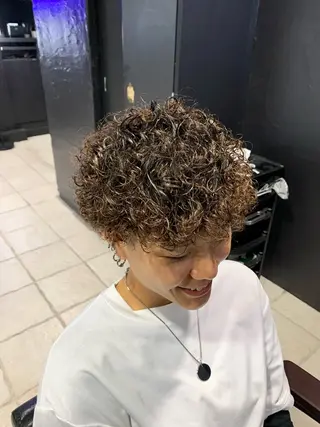 ミディアム メンズ メンズパーマ/難波/ 心斎橋　室園亮佑のヘアスタイル